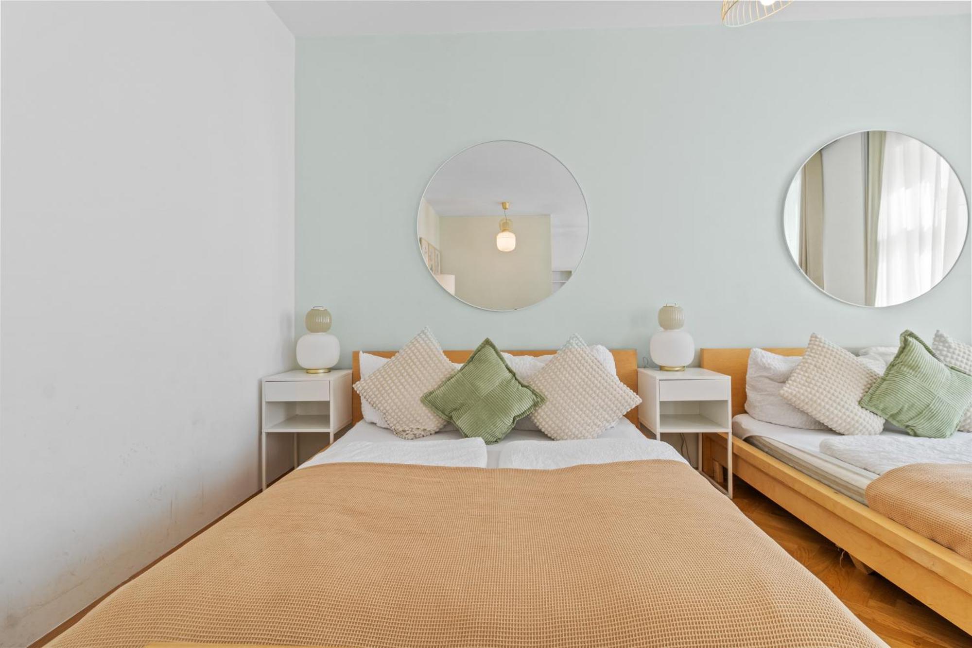 Apartment, Two Metro Stations To Hauptbahnhof Appartement *